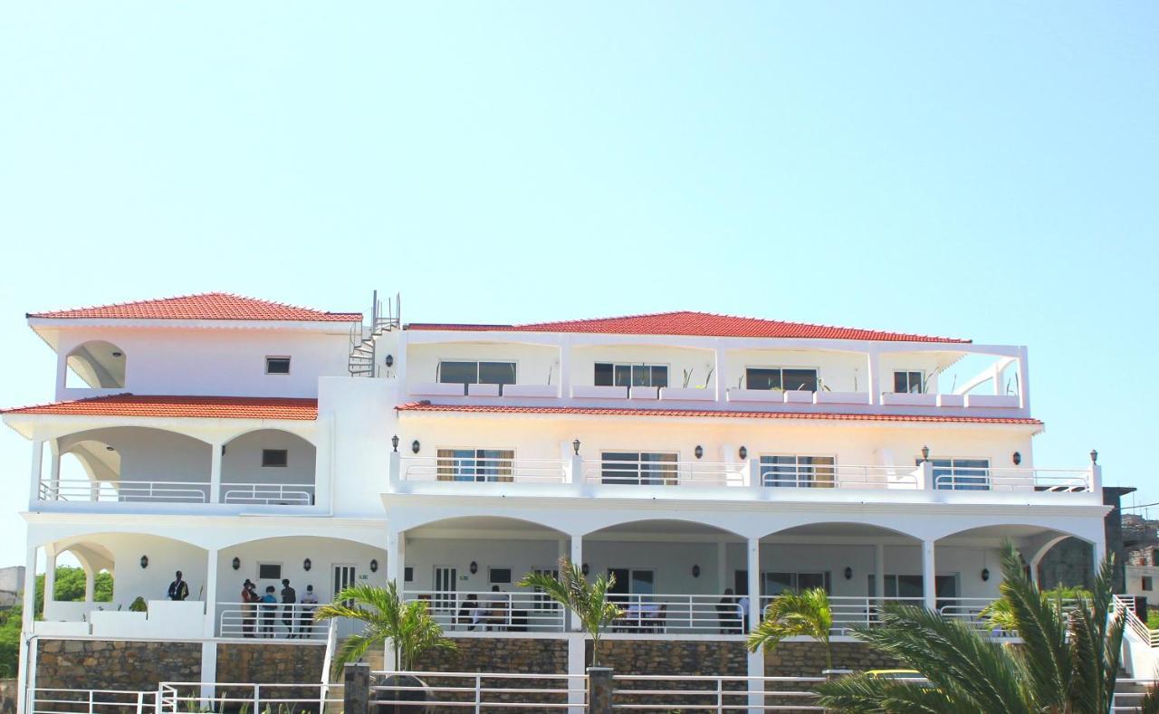 Falucho Paradise Beach Hotel Pedra Badejo  Exterior photo